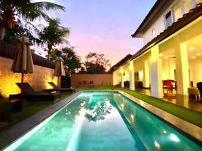 Villa JULIA | heart of Seminyak | 350m Beach